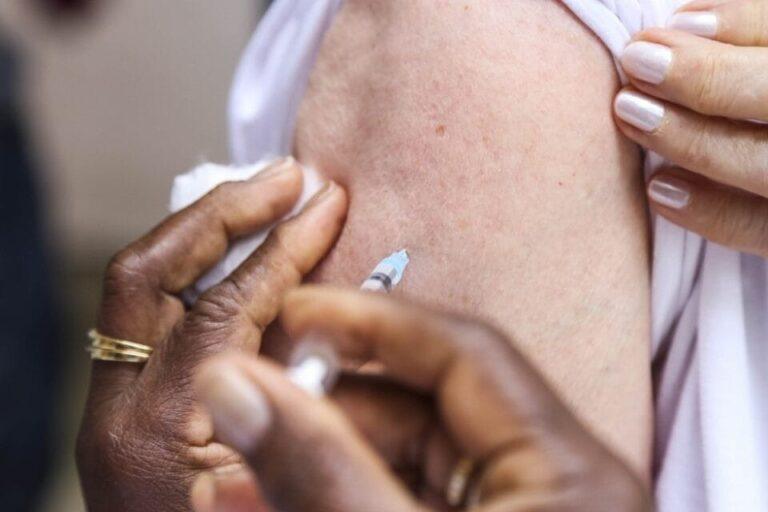 Goiânia aplicou mais de 1 milhão de doses contra Covid em 10 meses de vacinação