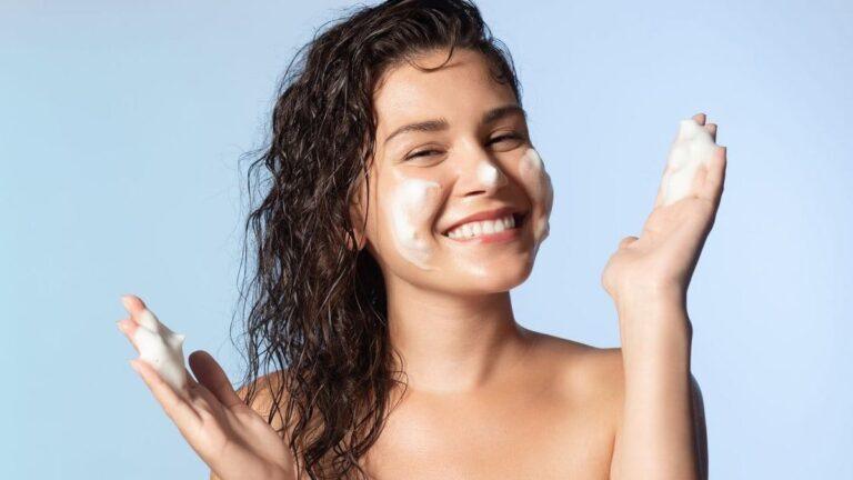 Limpeza de pele: dicas e receitas para fazer em casa