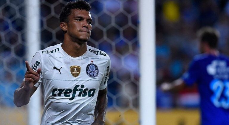 ATUAÇÕES: Gabriel Verón é imparável em vitória do Palmeiras no Equador