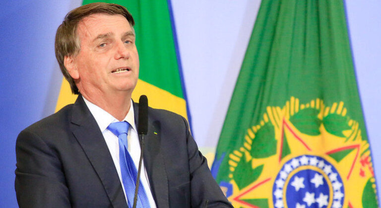 Bolsonaro vai discutir ‘liberdade de expressão’ com bancada evangélica