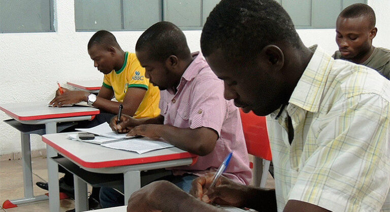 Brasil renova prazo para acolhida humanitária de haitianos