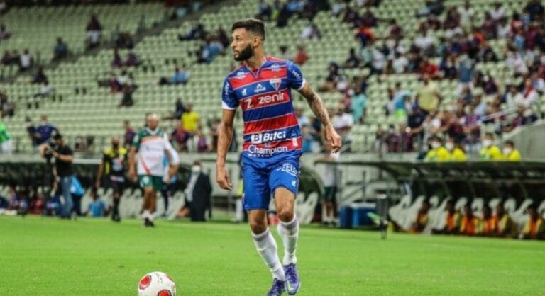 Em três meses de Fortaleza, Juninho Capixaba conquista segundo título pelo clube