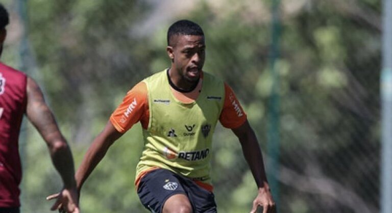Keno volta aos treinos e seu aproveitamento no Atlético-MG deverá ser em brevr