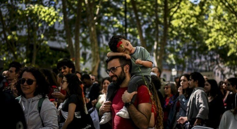 Portugal registra em 2021 mais mortes do que nascimentos pelo 13º ano seguido