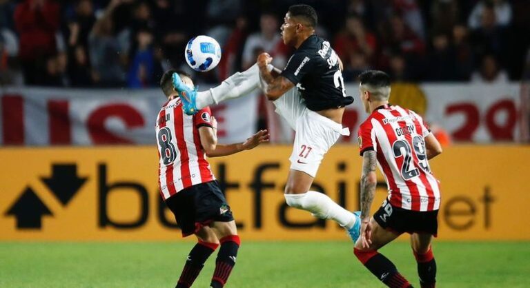 RB Bragantino repudia ataques racistas sobre torcida em La Plata