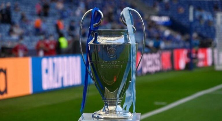 Uefa estuda semifinais da Champions com jogos únicos e campo neutro