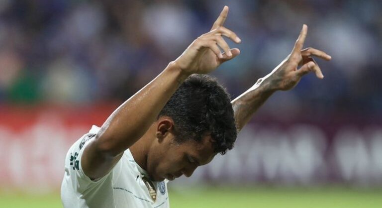 Verón fala sobre vitória do Palmeiras fora de casa na Libertadores: ‘Temos um objetivo’
