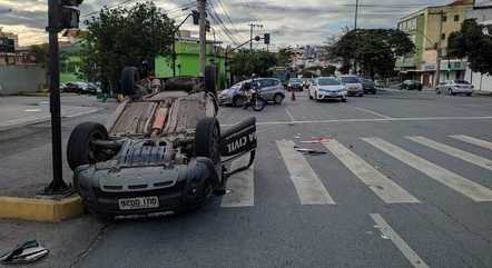 Acidente envolvendo viatura da Polícia Civil deixa feridos em BH 