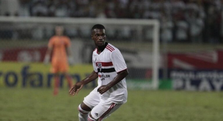 Após novela, Vitinho se despede do São Paulo: ‘Sempre serei grato’