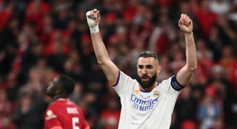 Artilheiro da Champions, Benzema admite jogo difícil, mas diz que título do Real Madrid foi merecido