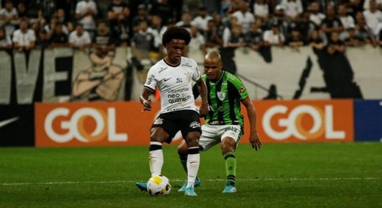 Boletim médico: Willian tem lesão no tornozelo; Fagner e João Victor se aproximam de retorno ao Corinthians