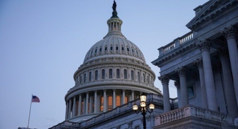 Congresso dos EUA aprova nova ajuda à Ucrânia de US$ 40 bilhões