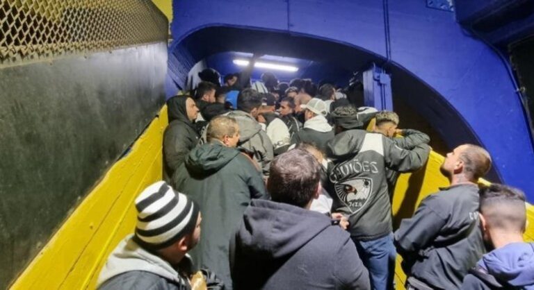 Corinthians considera inaceitável caso de racismo e trato com a sua torcida na Bombonera