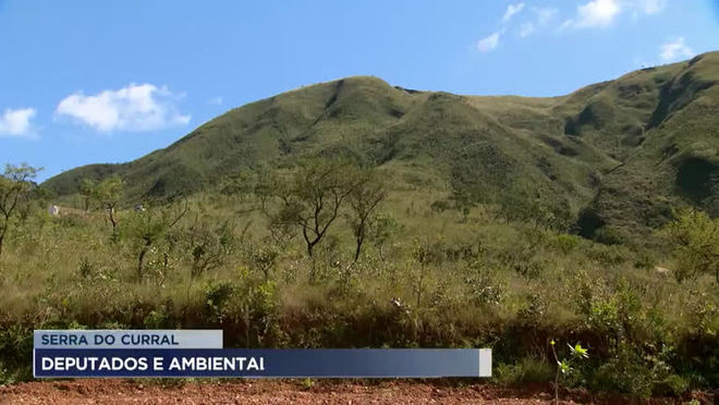 Deputados e ambientalistas visitam área que deve ser minerada na Serra do Curral