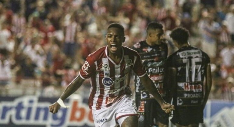 Diante do Cruzeiro, Náutico tenta se aproximar do G-4