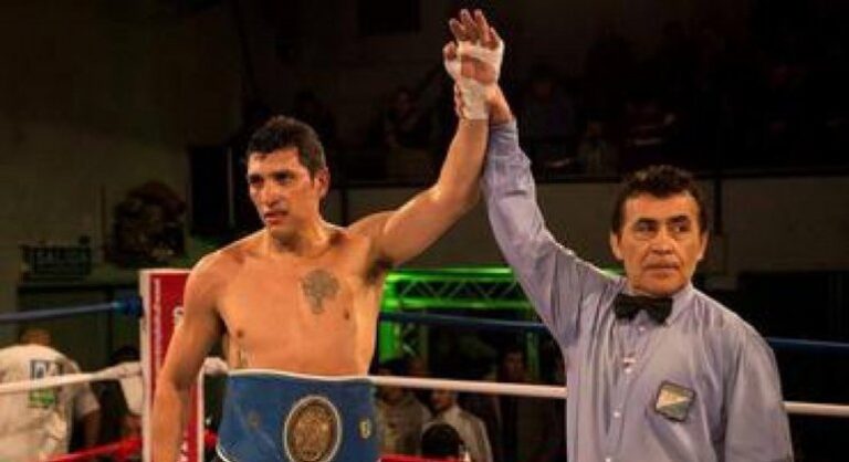 Esquiva Falcão tem rival definido para prévia do cinturão mundial no Boxing For You