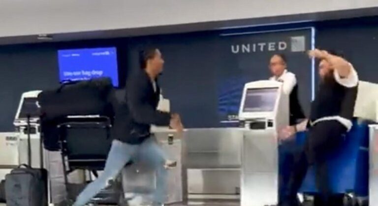 Ex-jogador da NFL espanca funcionário em aeroporto dos EUA