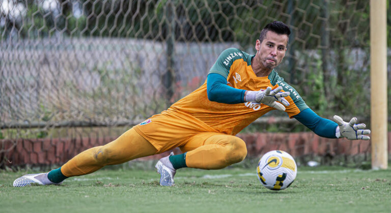 Fábio é destaque no Fluminense e afirma: ‘É uma alegria imensa’