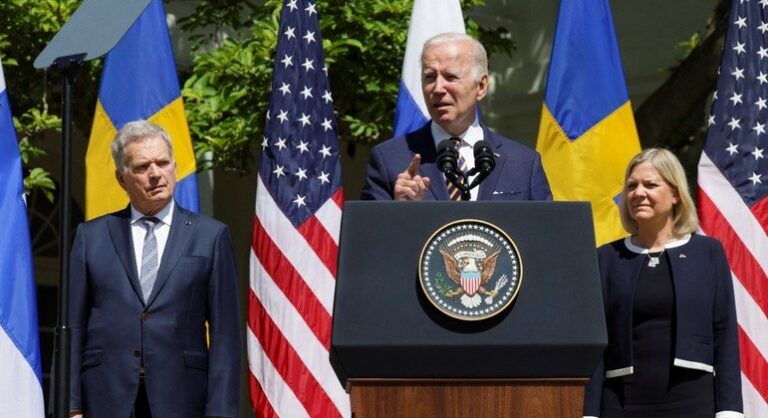 Finlândia e Suécia cumprem ‘todos os requisitos’ para entrarem na Otan, diz Biden 