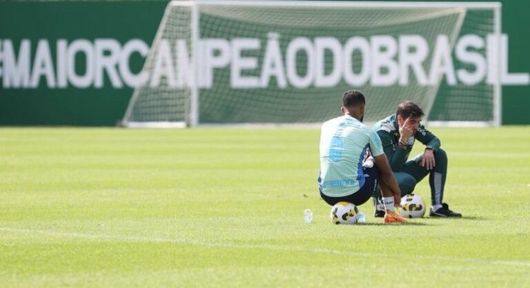 Jorge pode ter chance de sequência no Palmeiras após lesão de Piquerez