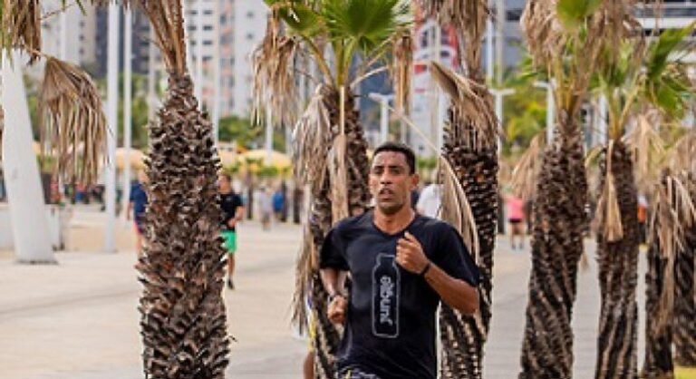 Maratonista olímpico é atração de corrida de rua em Fortaleza