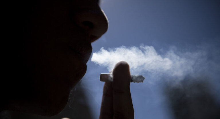 MP e polícia de SP fazem buscas contra distribuidora de cigarros por sonegação