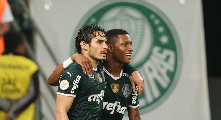 Palmeiras volta a ter mesmos goleadores em dois jogos seguidos depois de dez anos