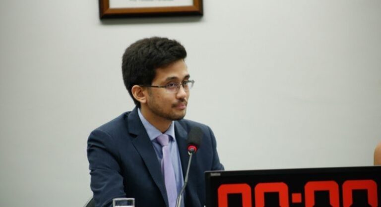 Proposta que permite cobrança em universidade pública é apresentada na Câmara 