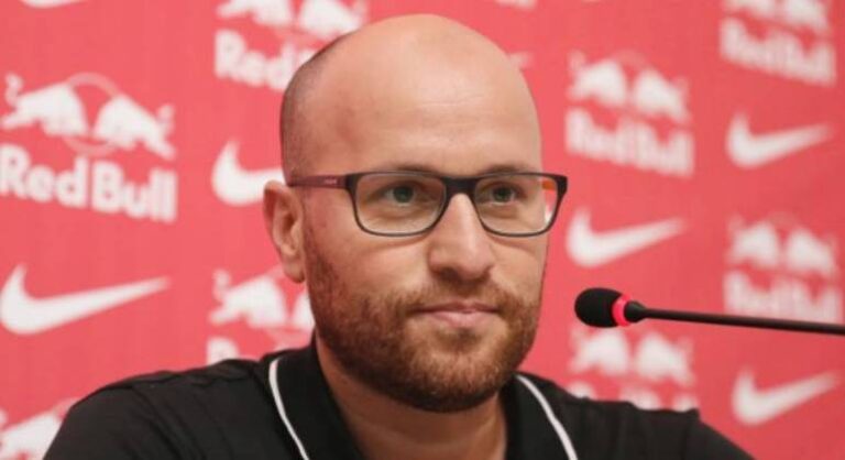RB Bragantino deve ir ao mercado no meio do ano, segundo diretor