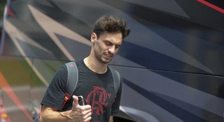 Rodrigo Caio revela mágoa com ex-técnico e enaltece Paulo Sousa: ‘Coração muito bom’