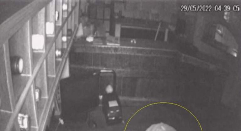 VÍDEO | Restaurante de Guarapari é furtado pela terceira vez em menos de três meses