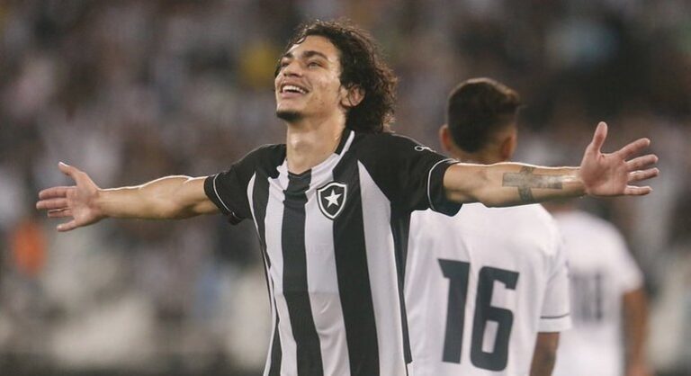 A hora da joia: Matheus Nascimento tem missão de guiar Botafogo na Copa do Brasil