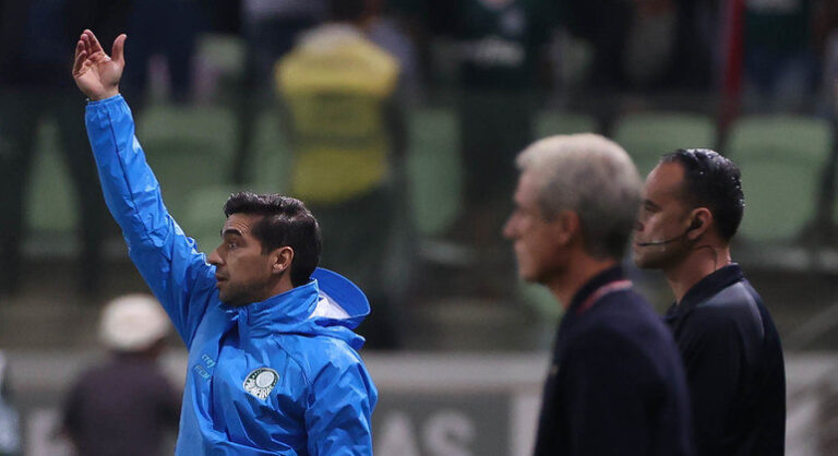 Abel fala em trabalho consolidado com a liderança do Brasileirão