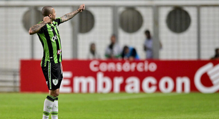 América-MG atropela o Botafogo e encaminha classificação