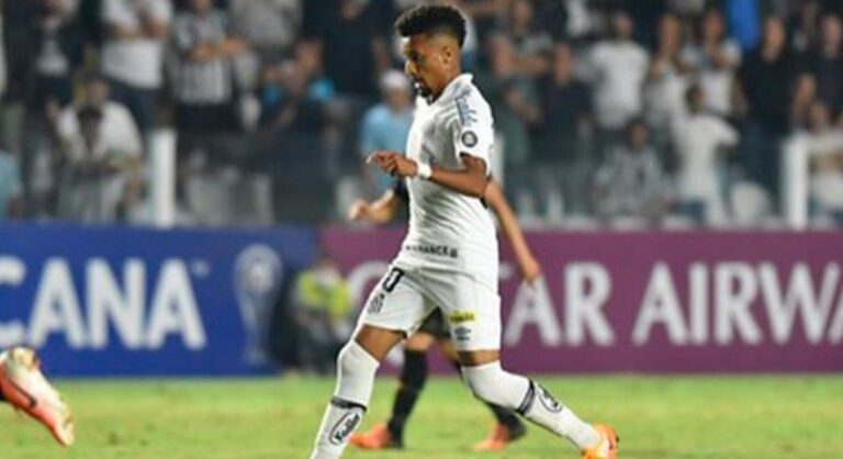 Bruno Oliveira comemora boa fase no Santos e projeta jogo contra o Juventude