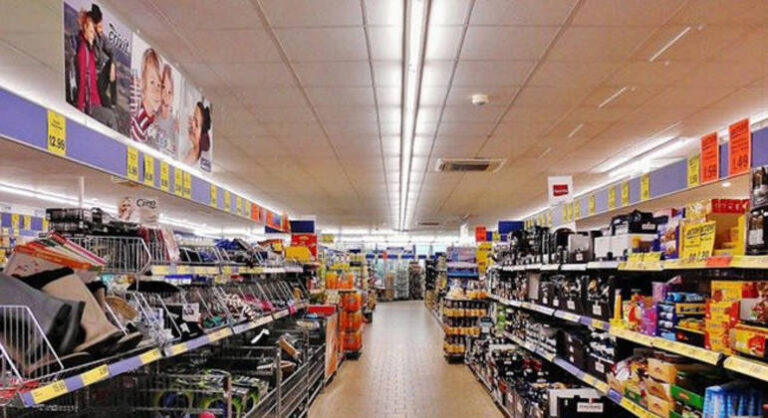 Com a inflação, embalagens dos produtos encolhem nos supermercados