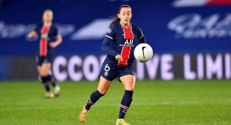 Corinthians contrata meia ex-PSG para o time feminino