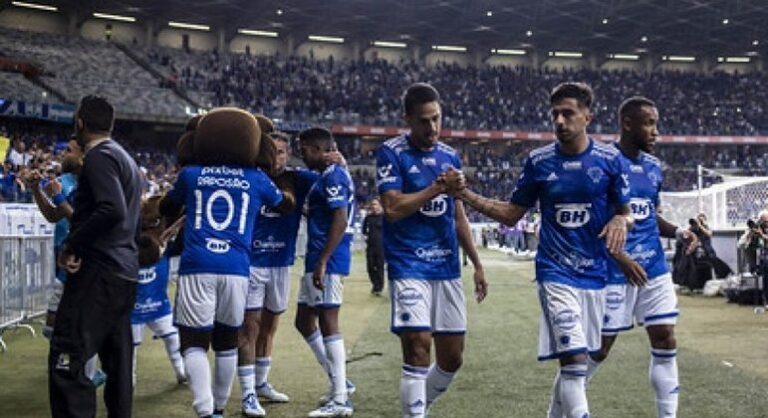 Cruzeiro iguala número de vitórias como mandante da última Série B