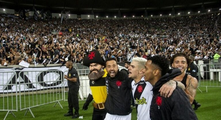 De Emílio Faro para Maurício Souza: transição do Vasco tem sinergia com a torcida, evolução e elogios