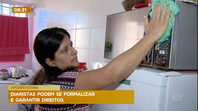 Diaristas podem se formalizar e garantir direitos