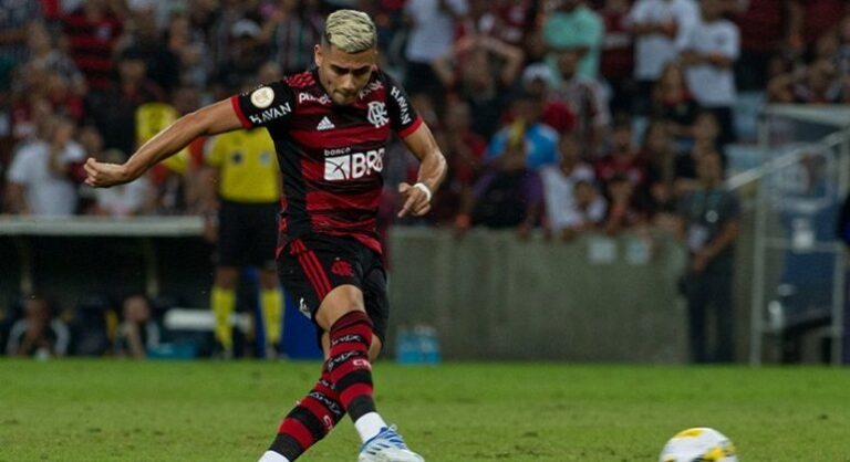Dorival torce pela permanência de Andreas no Flamengo: ‘Jogador com esse potencial são poucos no Brasil’