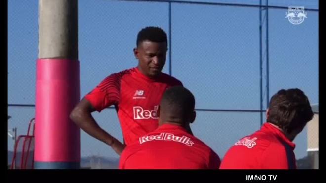 Eric Ramires destaca recuperação do RB Bragantino no Brasileirão