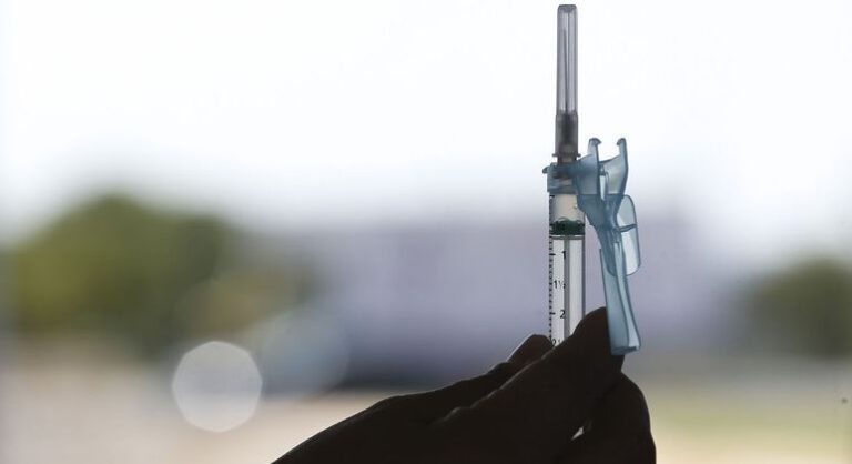 Estados Unidos: CDC autoriza vacina contra Covid-19 em crianças a partir de 6 meses