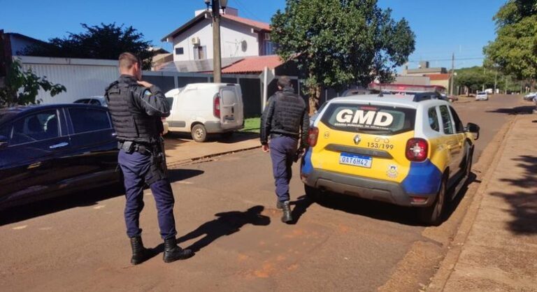 Filho mata pai e madrasta a facadas e machadadas