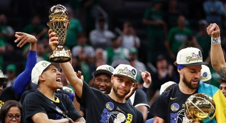 Finais NBA: MVP da decisão, Curry lidera os Warriors para mais um momento histórico e se emociona
