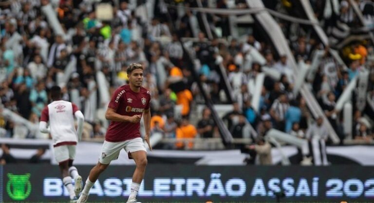 Fluminense já tem dois desfalques confirmados para jogo com o Corinthians