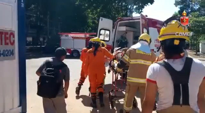 Homem cai de telhado enquanto fazia manutenção em escola no DF