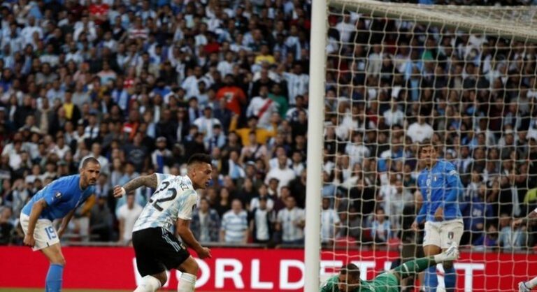 Lautaro Martinez celebra título da Argentina na Finalíssima e destaca torcedores: ‘Isso não tem preço’