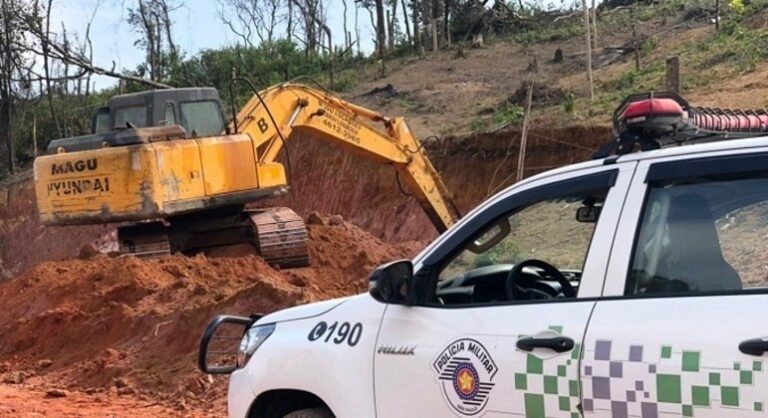 Loteamento clandestino em Cotia (SP) é alvo de operação do Gaeco