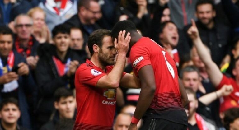 Manchester United anuncia saída de ídolo do clube